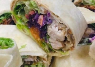 Wrap poulet crudités